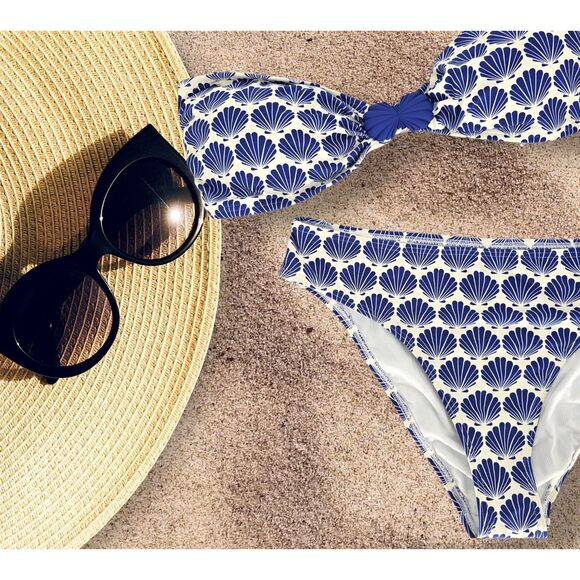 Kate Spade NY Shells Two Piece Bandeau and Bikini Set XL/L - Picture 1 of 16